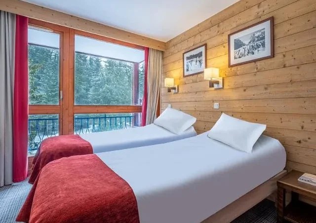 Twin bedroom in Arc 1800